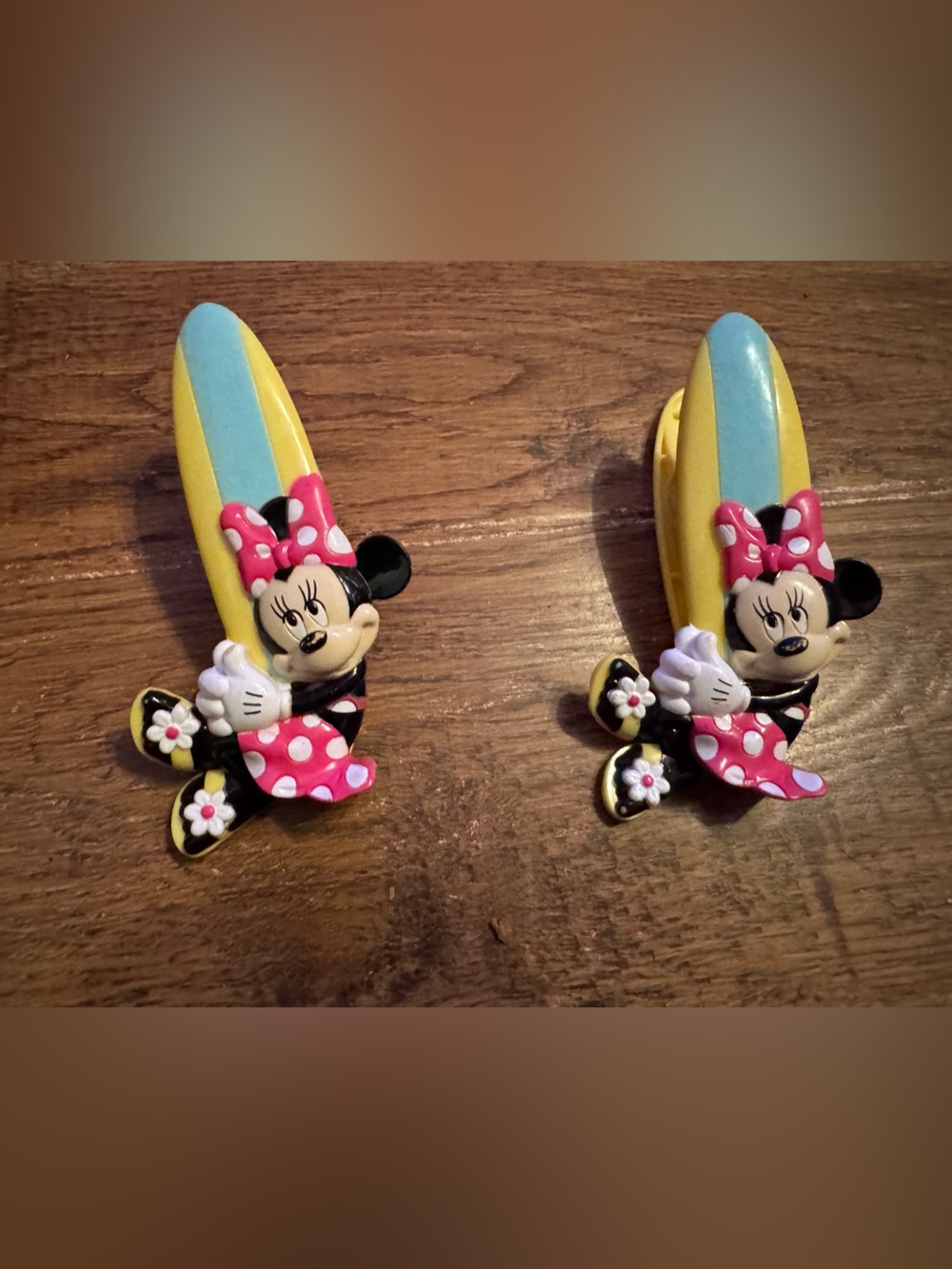 Disney Minnie Mouse Boca towel clips